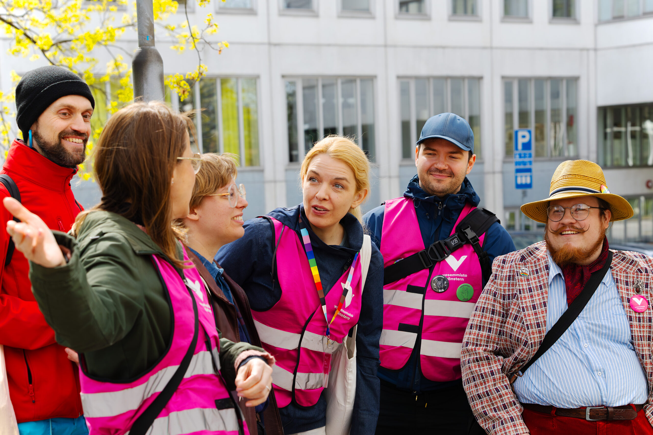 Koulutus ovelta ovelle -kampanjointiin Kalliossa - Helsingin Vasemmistoliitto